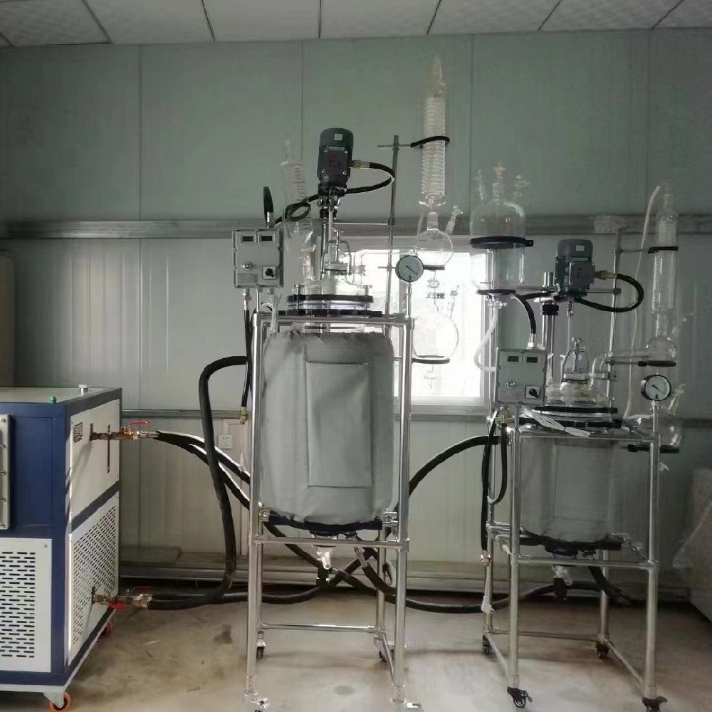 多功能玻璃反应釜的安全操作规范与注意事项