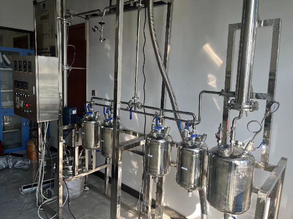 精馏塔的工作原理